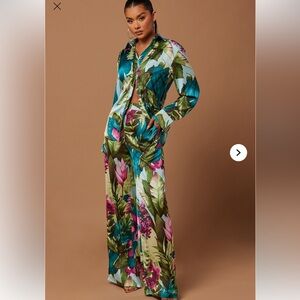 Satin Tropical Pant Suit